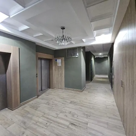 дизайнерська -студія жк аполлон на куліковському Apartment Odesa