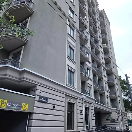 дизайнерська -студія жк аполлон на куліковському Apartment *